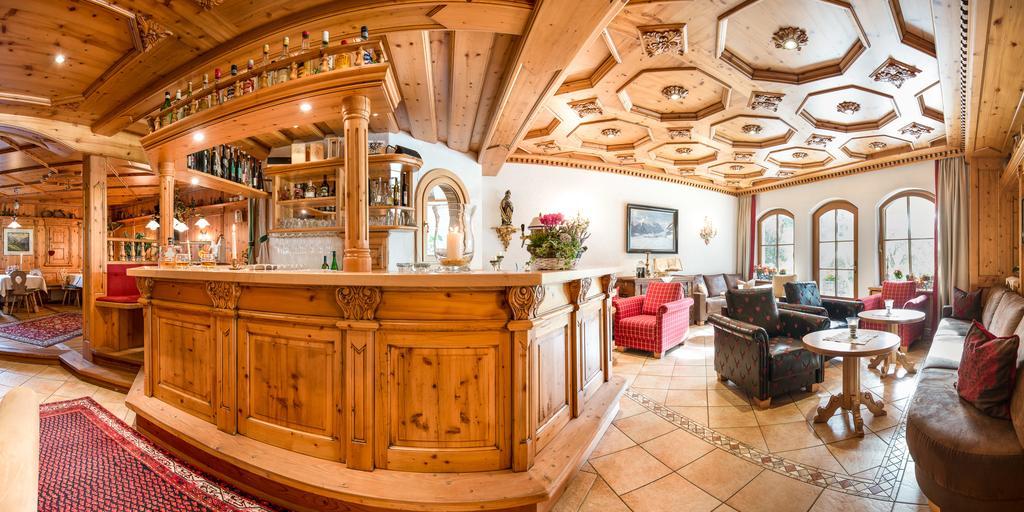 Familien- & Vitalhotel Auenhof Fulpmes Luaran gambar