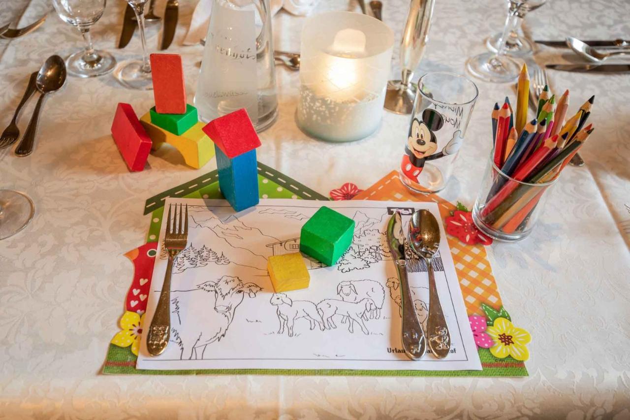 Familien- & Vitalhotel Auenhof Fulpmes Luaran gambar