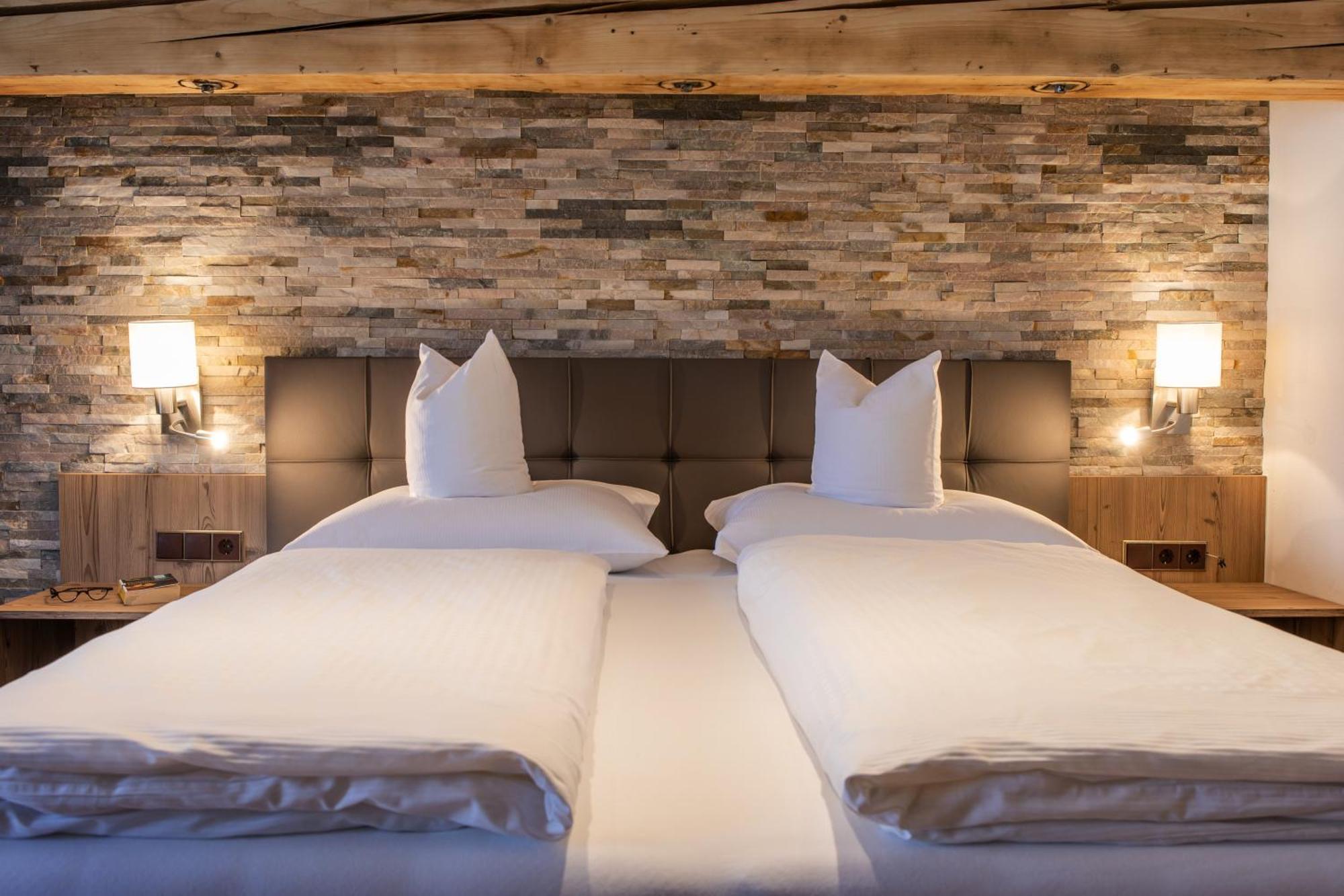 Familien- & Vitalhotel Auenhof Fulpmes Luaran gambar